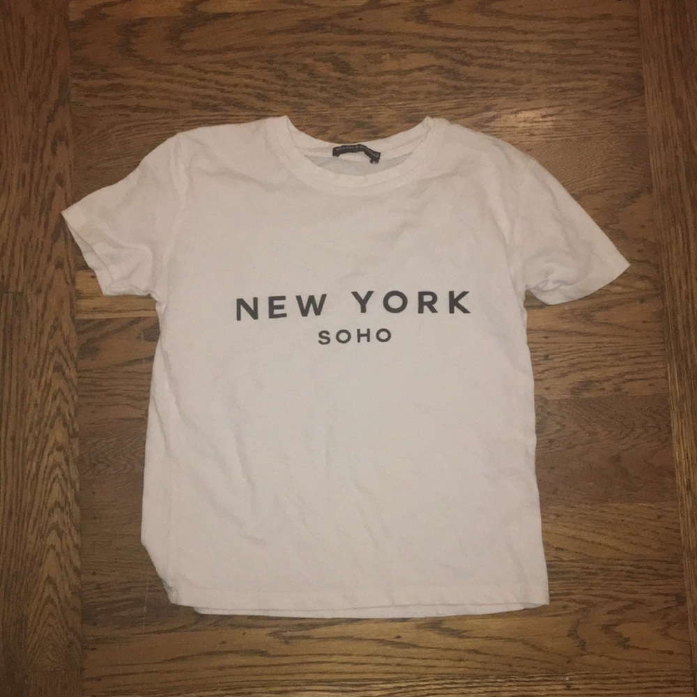 Brandy Melville Soho tee shirt